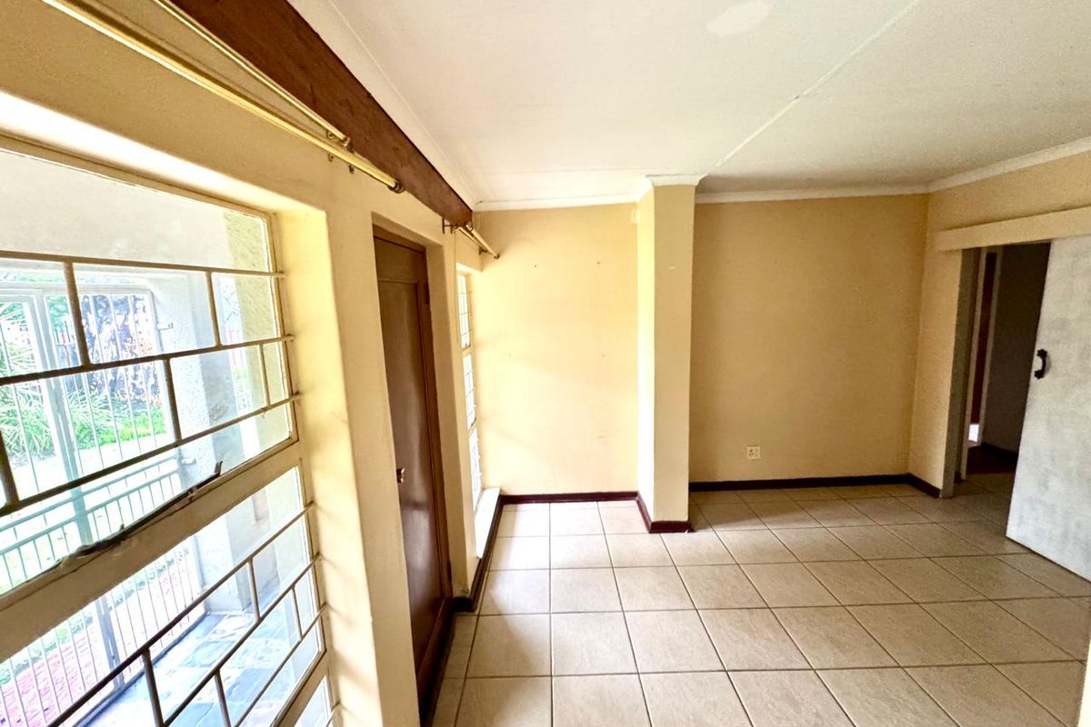 Perfectly Positioned Family Home with Extra Space and Great Parking - Photo 4