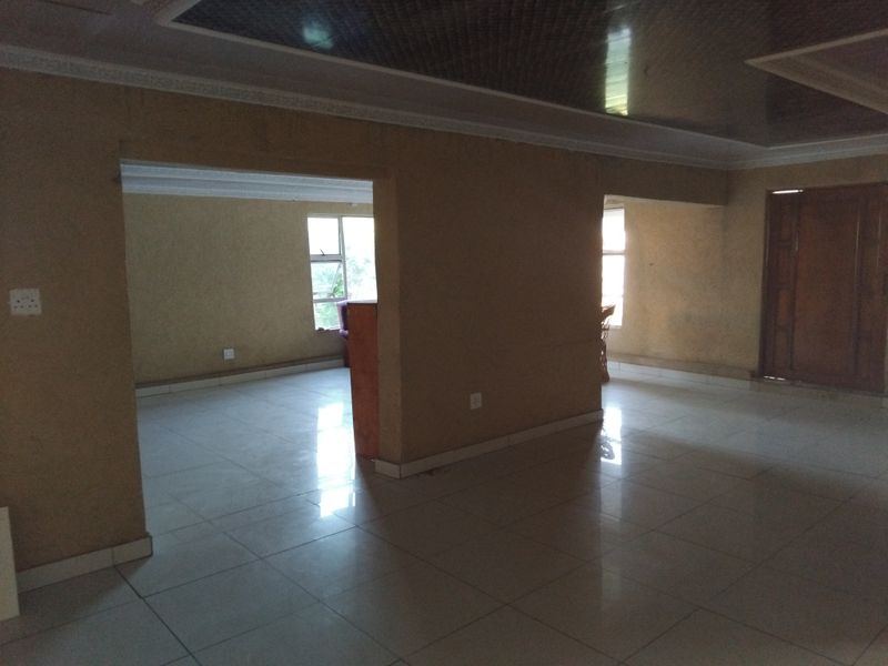 Family house for sale in Arbor Park - Photo 9