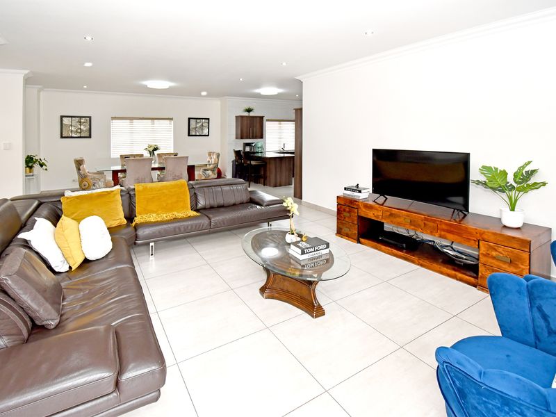 Lock-Up-and-Go Living in Blue Valley Golf Estate | 3-Bedroom Townhouse - Photo 8