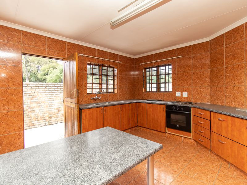 Riverside Retreat in Glen Austin | 2.5 Hectare Smallholding with Dual Living - Photo 10