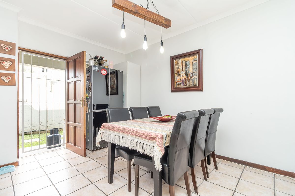 2-Bedroom Garden Apartment – Modern, Secure & Packed with Extras! - Photo 5