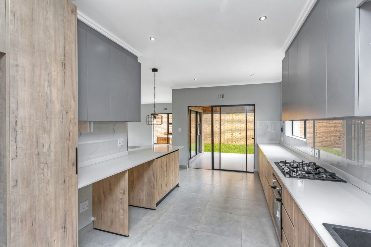 Luxury Full-Title Homes in Newmarket Park From R3,150,000 - R3,200,000 - Photo 5