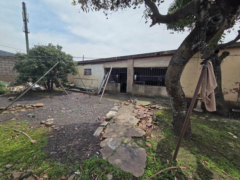 For Sale Prime Property In Clairwood - Photo 8