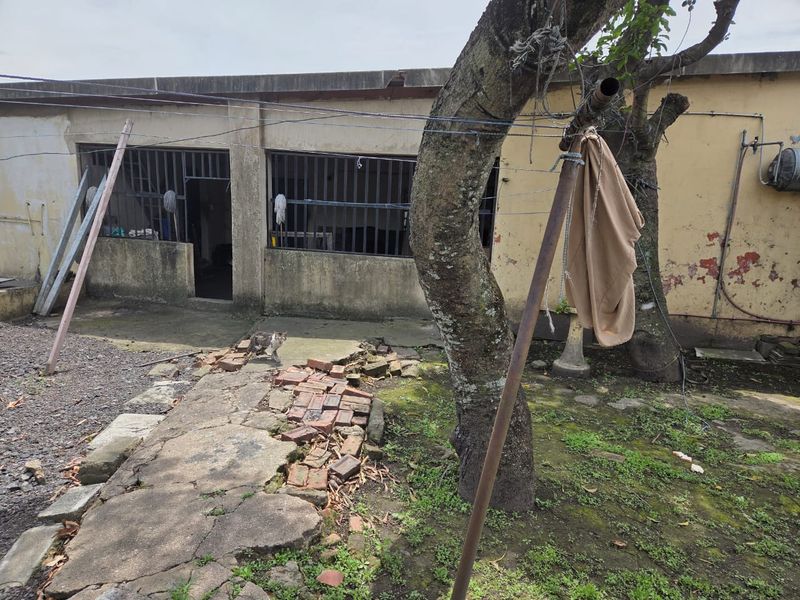 For Sale Prime Property In Clairwood - Photo 7