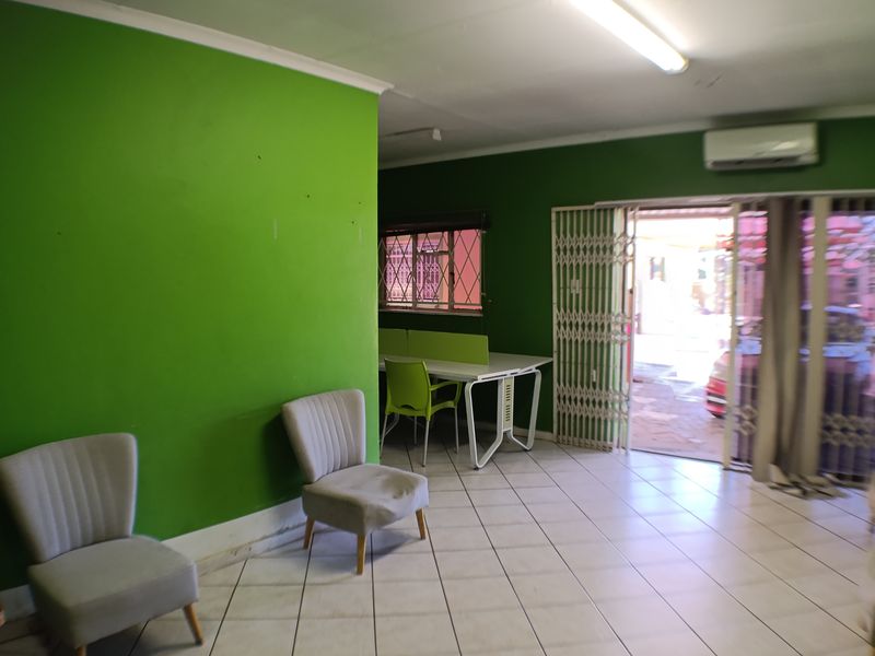 Income Generating Property in Prime Location - Photo 4