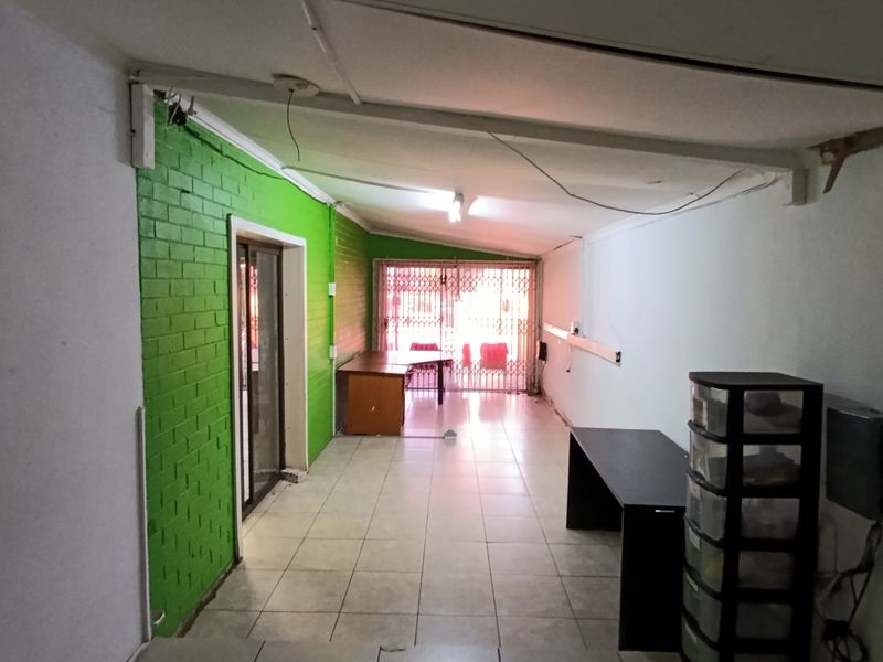 Income Generating Property in Prime Location - Photo 5