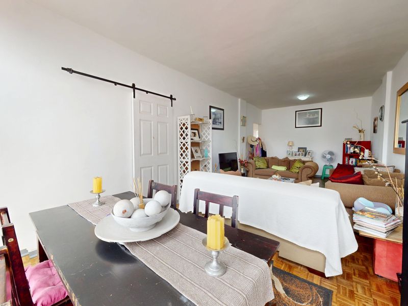 Stylish 1-Bedroom Flat with Study in Symhurst - Photo 10