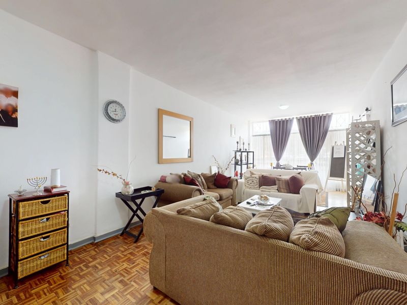 Stylish 1-Bedroom Flat with Study in Symhurst - Photo 7