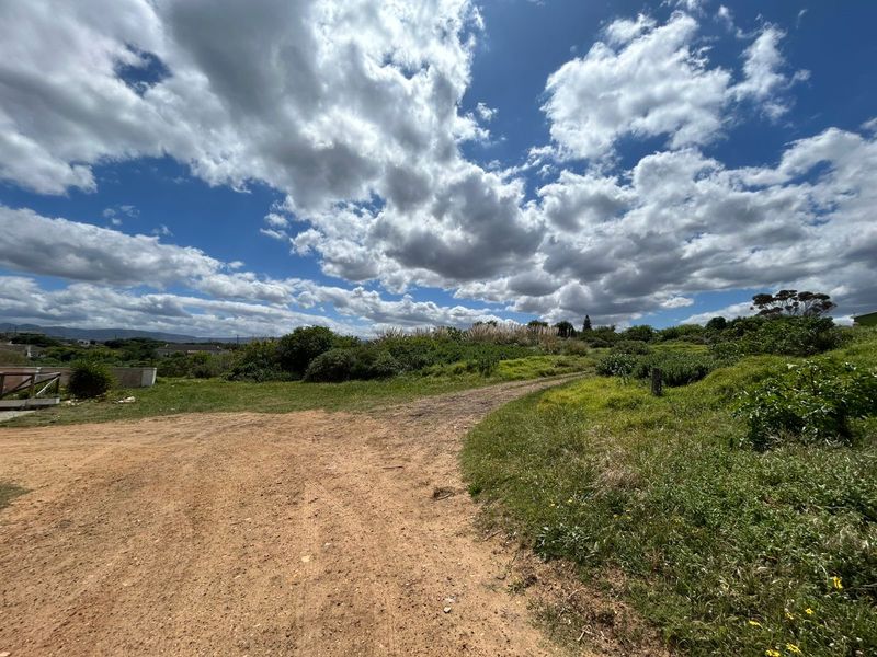 Find Your Serenity in the Heart of Hawston - Photo 8