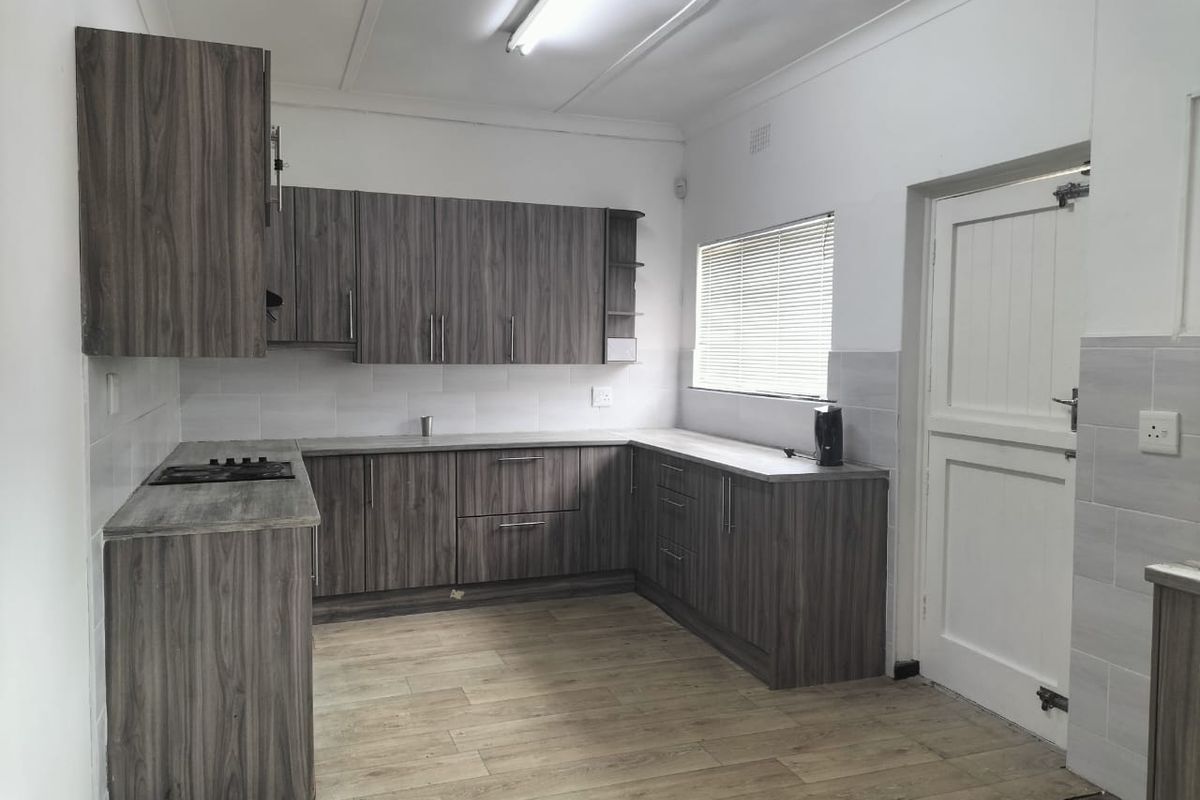 Cambridge - Spacious Family home Available Immediately - Photo 4