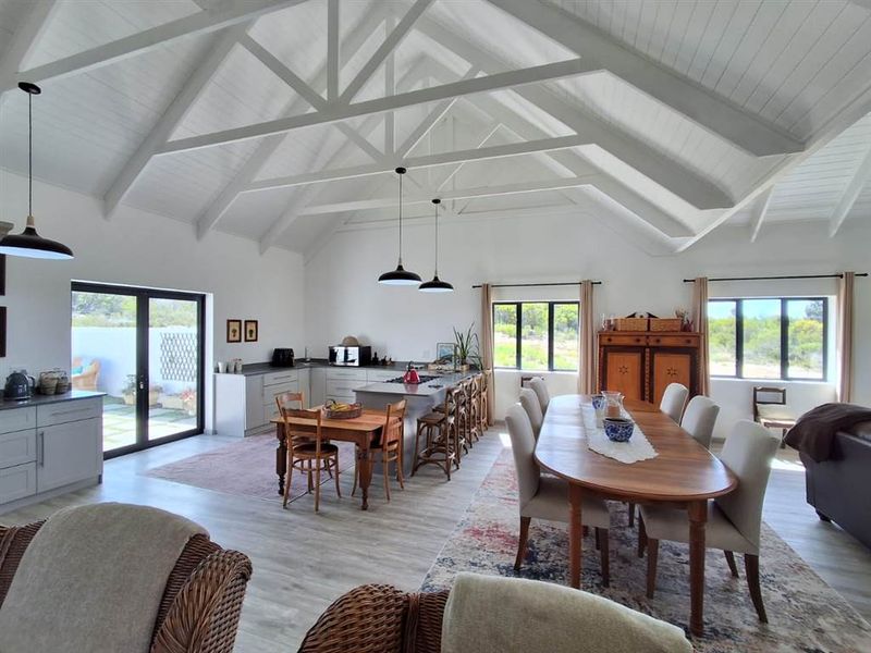 Where Design Meets Coastal Living – Riverside  Gem - Photo 9