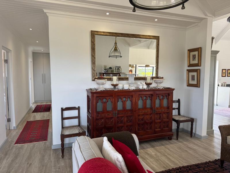 Where Design Meets Coastal Living – Riverside  Gem - Photo 6