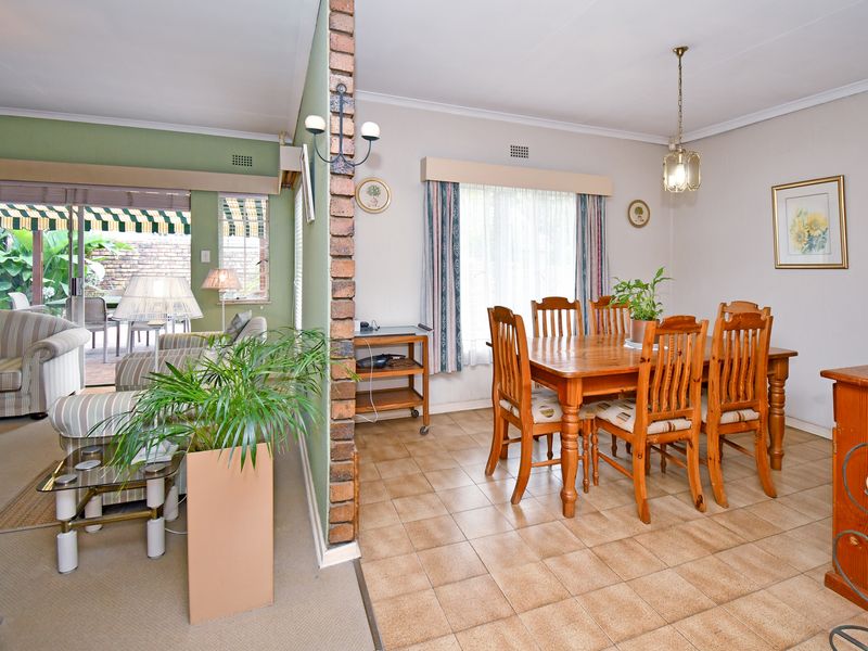 An Oldie but a Goodie - Photo 10