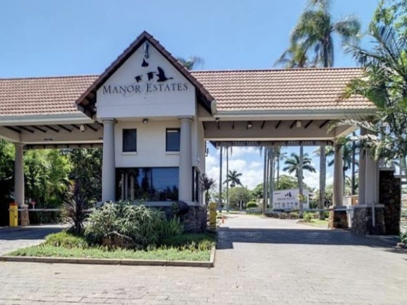 Secure lifestyle. Prime location. Exceptional value! - Photo 6