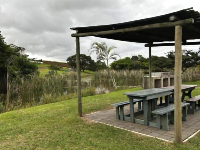 Secure lifestyle. Prime location. Exceptional value! - Photo 5