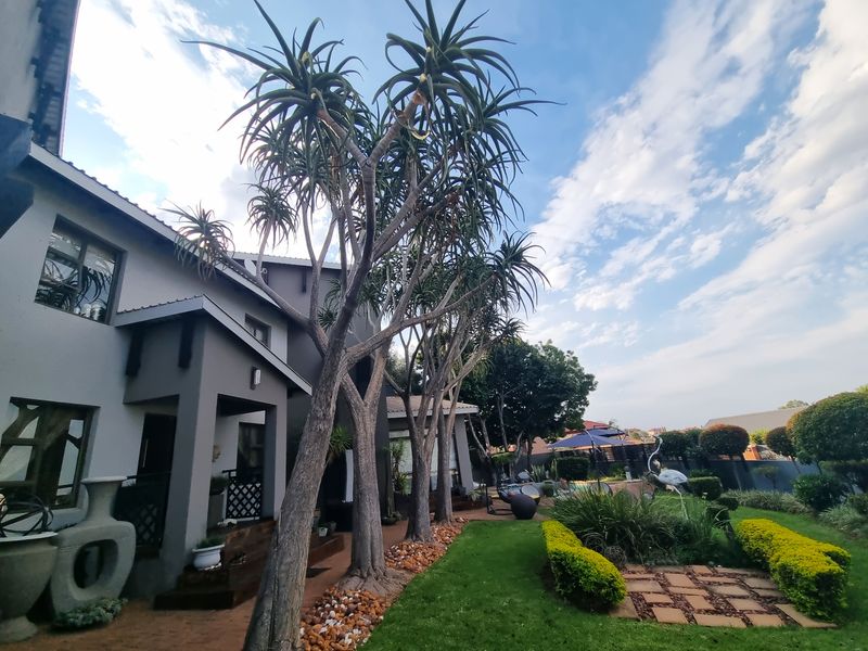 Elegant 4-Bedroom Home for Sale in Boschdal, Rustenburg
