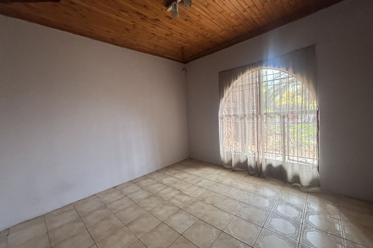 Unique Home in Blanchville - Photo 3