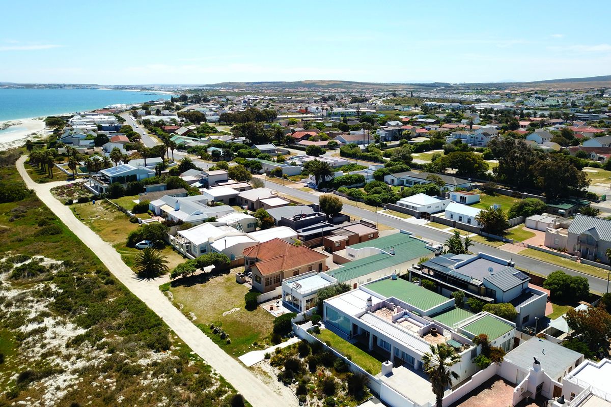 Location, location, location....Right on the beach! - Photo 3