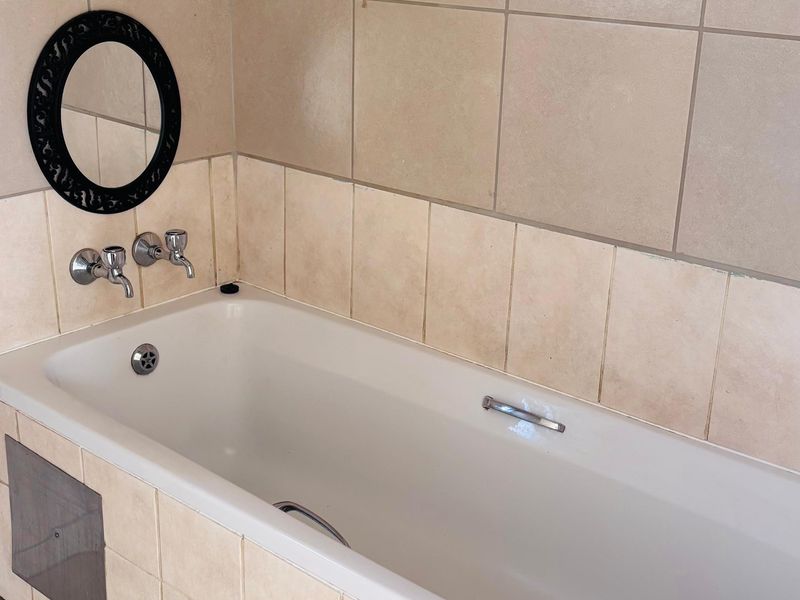 Perfect Starter Home with Room to Grow - Photo 10