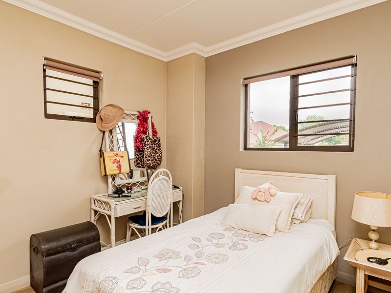 Charming 2-bedroom apartment on the golf course - Photo 9