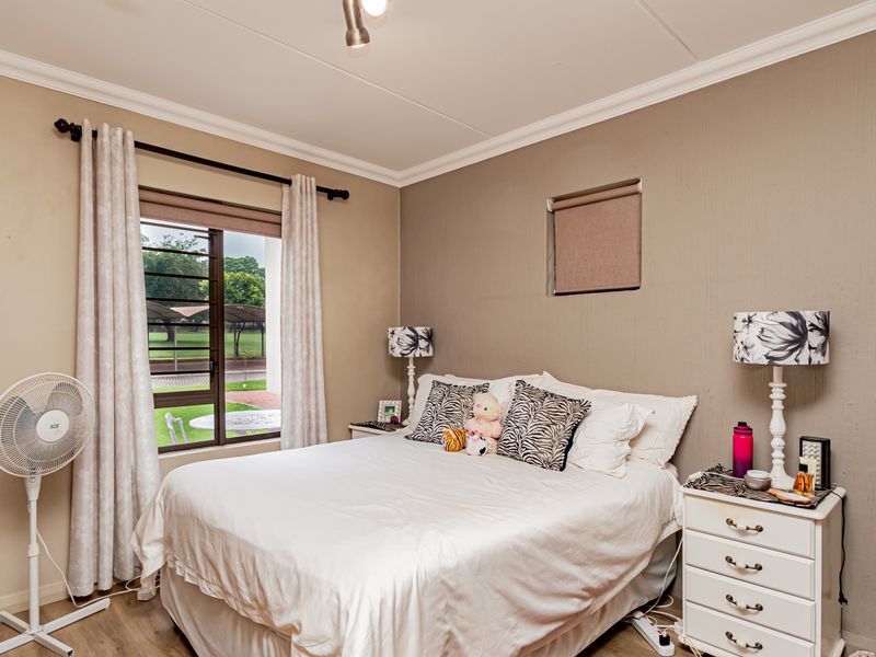 Charming 2-bedroom apartment on the golf course - Photo 3