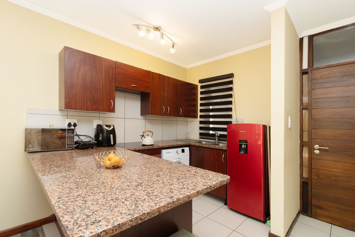 Airbnb Friendly 1 Bedroom Apartment For Sale In Jackal Creek Golf Estate - Photo 2