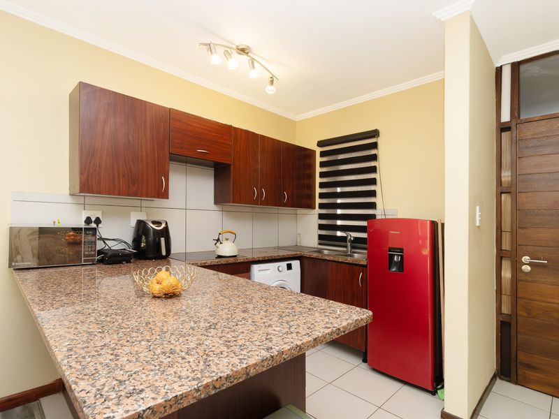 Airbnb Friendly 1 Bedroom Apartment For Sale In Jackal Creek Golf Estate - Photo 2