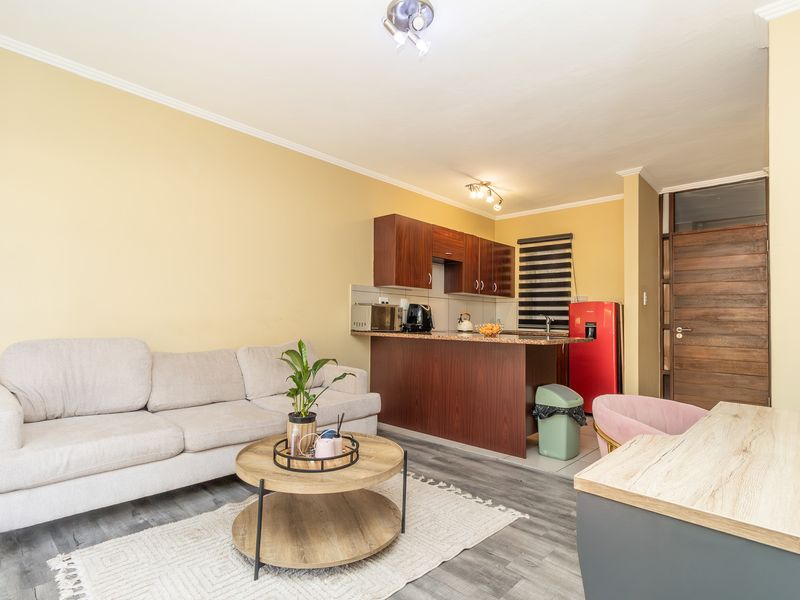 Airbnb Friendly 1 Bedroom Apartment For Sale In Jackal Creek Golf Estate - Photo 6