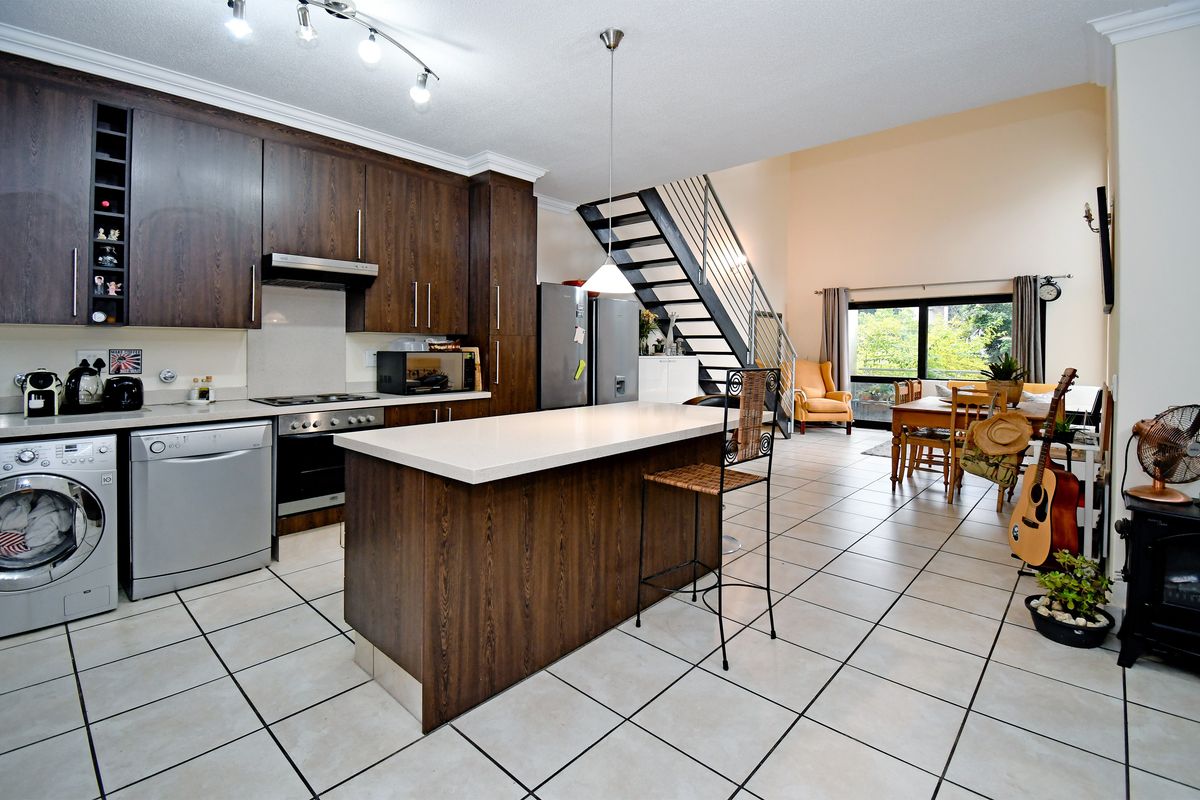 A Rare, Grand-Scale Loft Apartment in the Heart of Lonehill - Photo 2