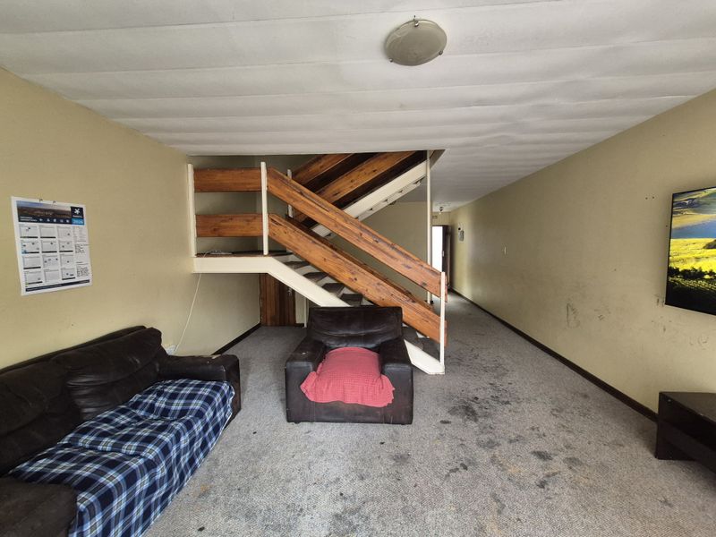 Three Bedrooms Apartment In Evander - Photo 4