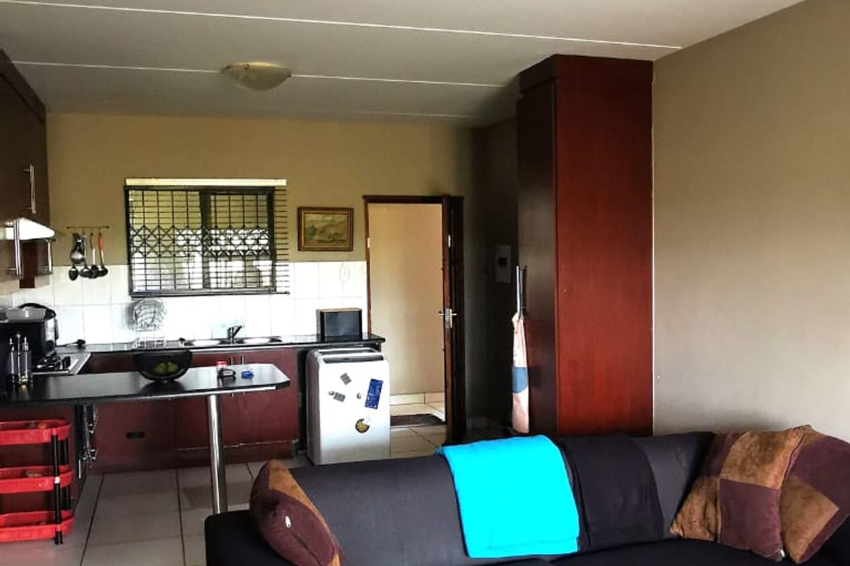 Apartment Rental Monthly In Secunda - Photo 5