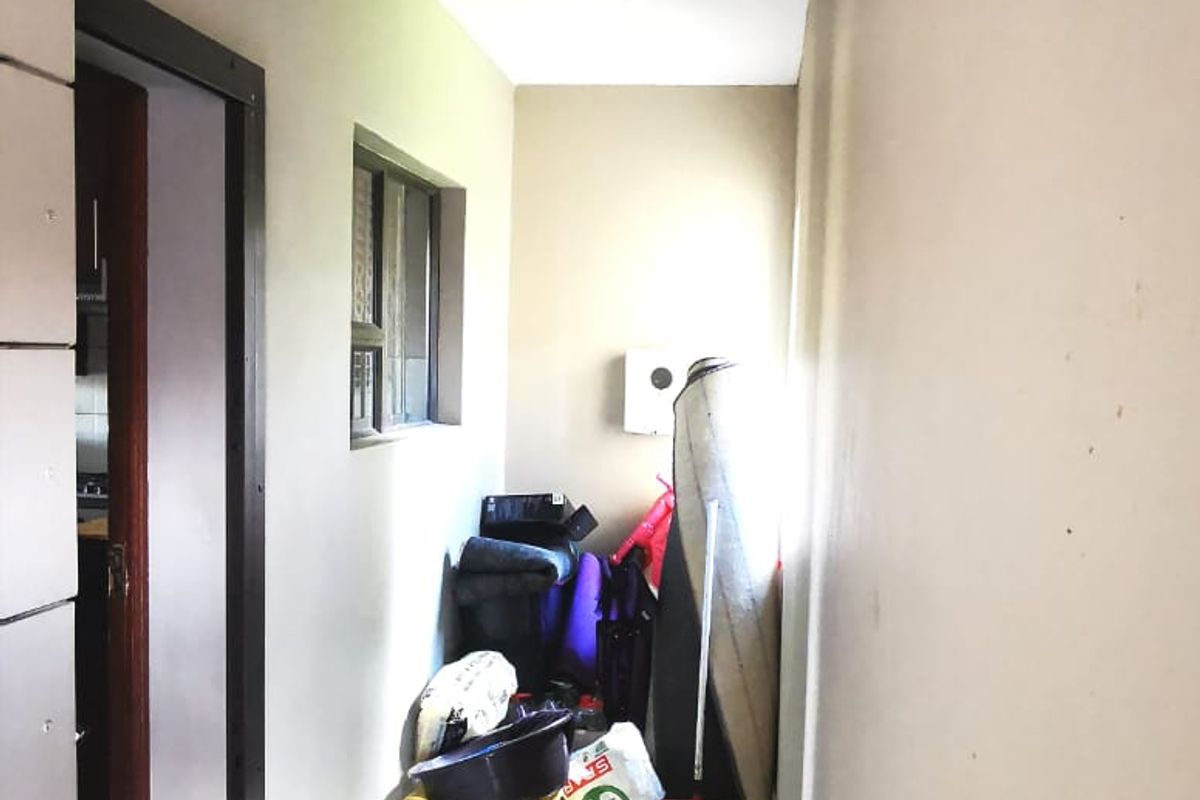 Apartment Rental Monthly In Secunda - Photo 3