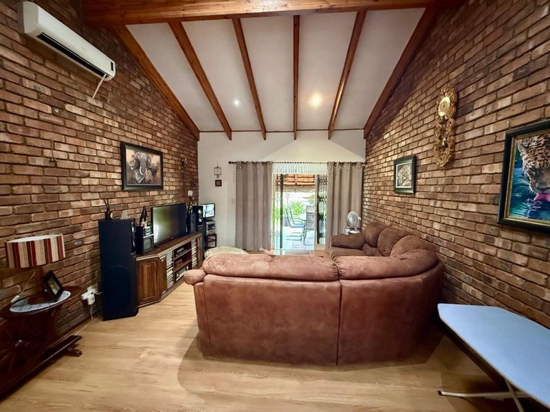 Modern 3-Bedroom Home for Sale in Dorandia - Photo 9