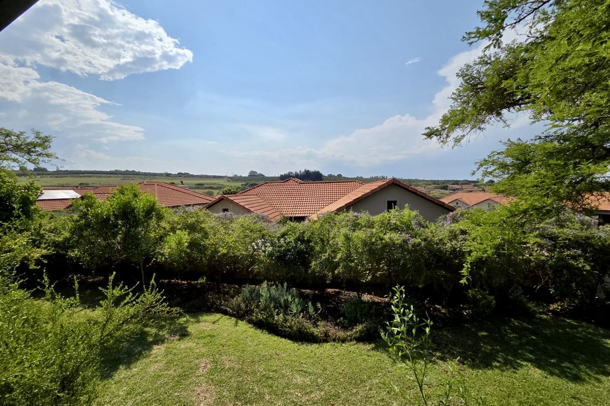 Modern Comfort Meets Natural Serenity – Stylish 3-Bedroom Home in Bateleur Estate, 2 Jasmyn Street - Photo 4