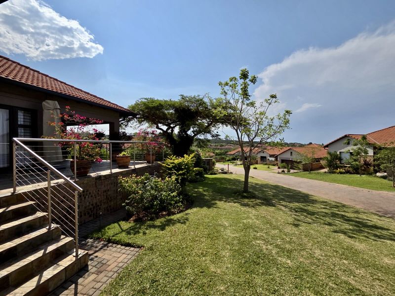 Modern Comfort Meets Natural Serenity – Stylish 3-Bedroom Home in Bateleur Estate, 2 Jasmyn Street - Photo 2