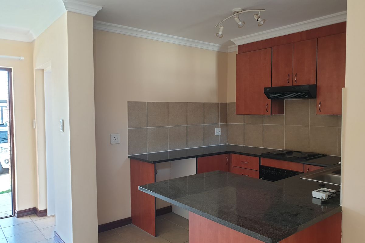 Prime Investment Opportunity – Ground-Floor Unit with Tenant Appeal - Photo 5