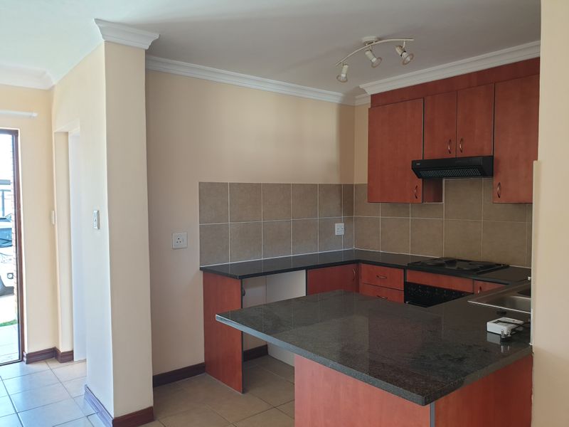 Prime Investment Opportunity – Ground-Floor Unit with Tenant Appeal - Photo 5