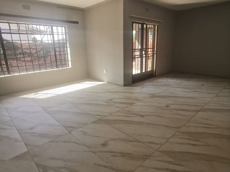 Investment opportunity in the new centre of town! - Photo 10