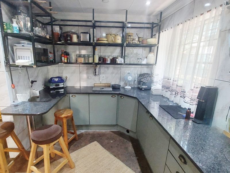 Charming Period Property! - Photo 4