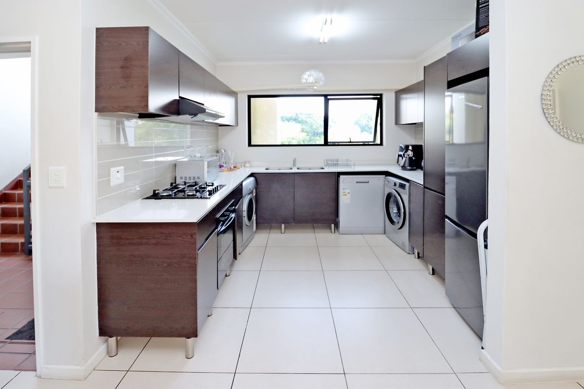 2 Bedroom 2 Bathroom 2nd Floor Apartment for Sale | Kyalami Hills Lifestyle Complex, Kyalami Hills - Photo 5