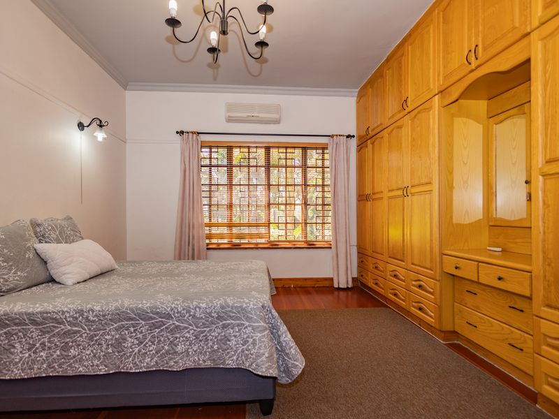 Exceptional Family Living in Prestigious Langerug - Photo 10