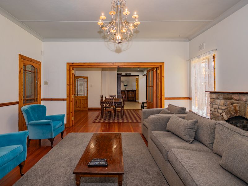 Exceptional Family Living in Prestigious Langerug - Photo 8