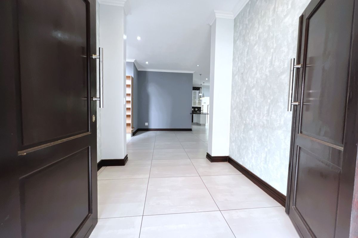 An Exceptional Family Home Designed for Living and Entertaining - Photo 4