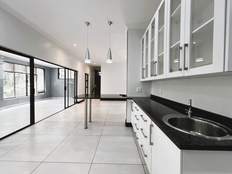 An Exceptional Family Home Designed for Living and Entertaining - Photo 6