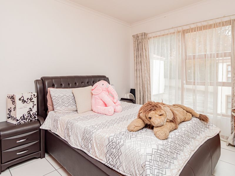 A great 2  Bedroom apartment for sale in Ferndale - Photo 7