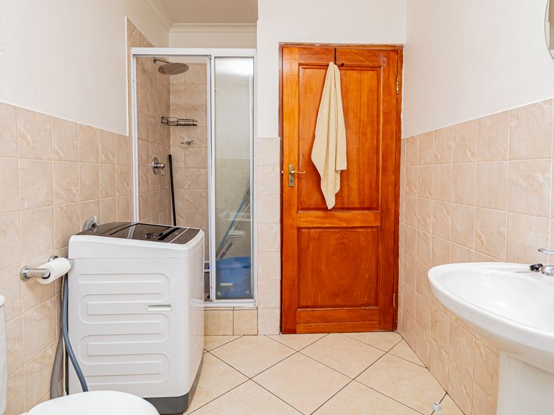 A great 2  Bedroom apartment for sale in Ferndale - Photo 10