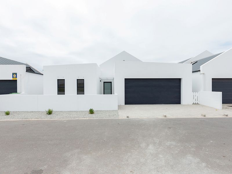 Brand Spanking New Home in St Helena bay - Photo 4