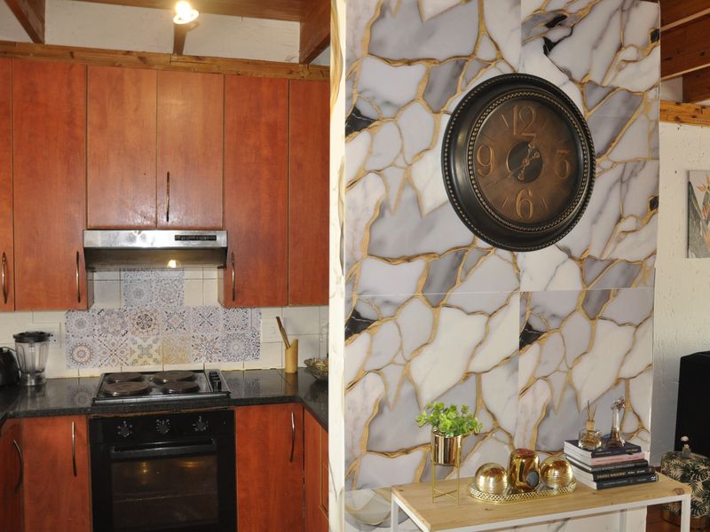 Loft Living with Views – Erand Gardens Gem for Investors & First-Time Buyers - Photo 6