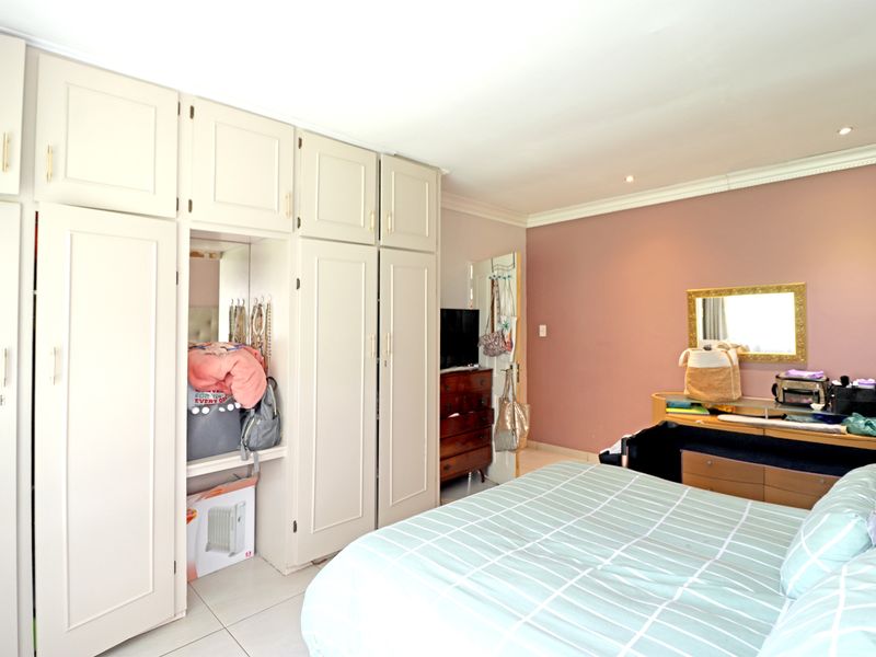 Investment Opportunity in the Heart of Kyalami – Strong Rental Income - Photo 8