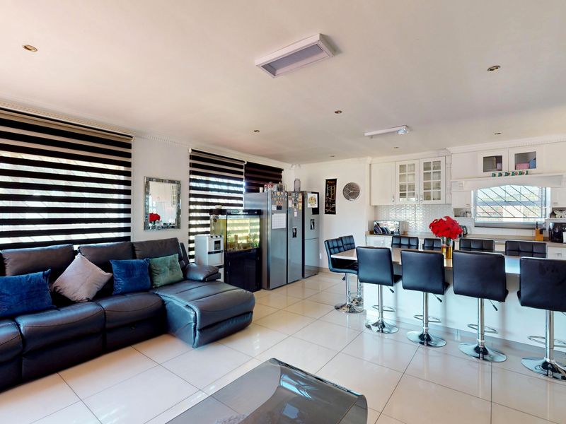 Modern Family Haven with Pool, and Borehole, a Corner Stand Gem - Photo 7